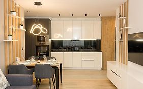 Modern Seaside Retreat 1Bd Apartments By Flat Mаnager