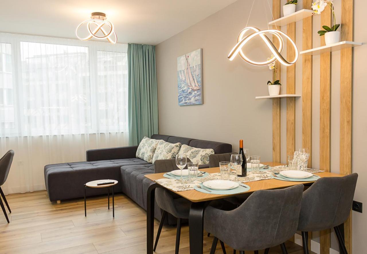 Modern Seaside Retreat 1Bd Apartments By Flat Mаnager Варна Екстериор снимка