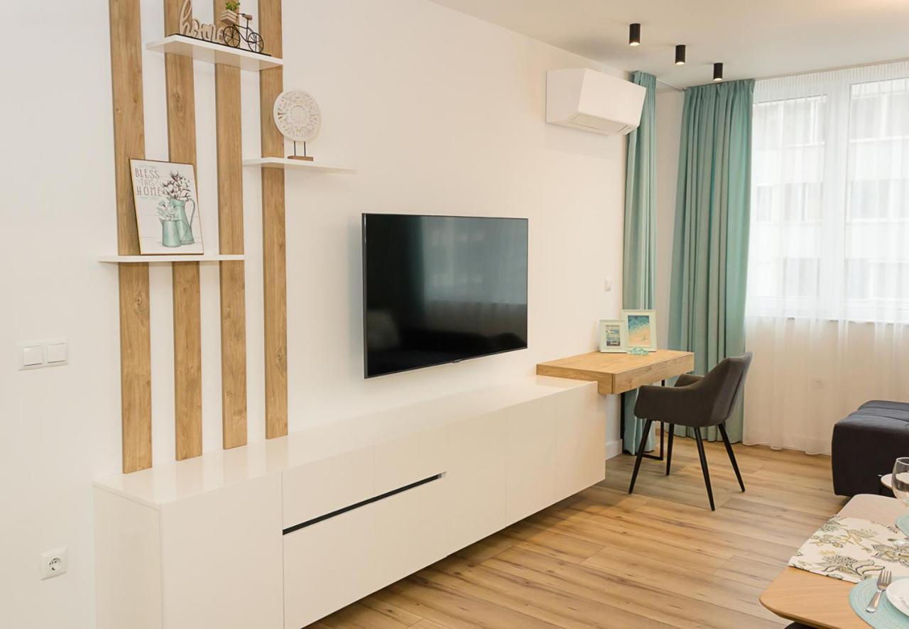Modern Seaside Retreat 1Bd Apartments By Flat Mаnager Варна Екстериор снимка