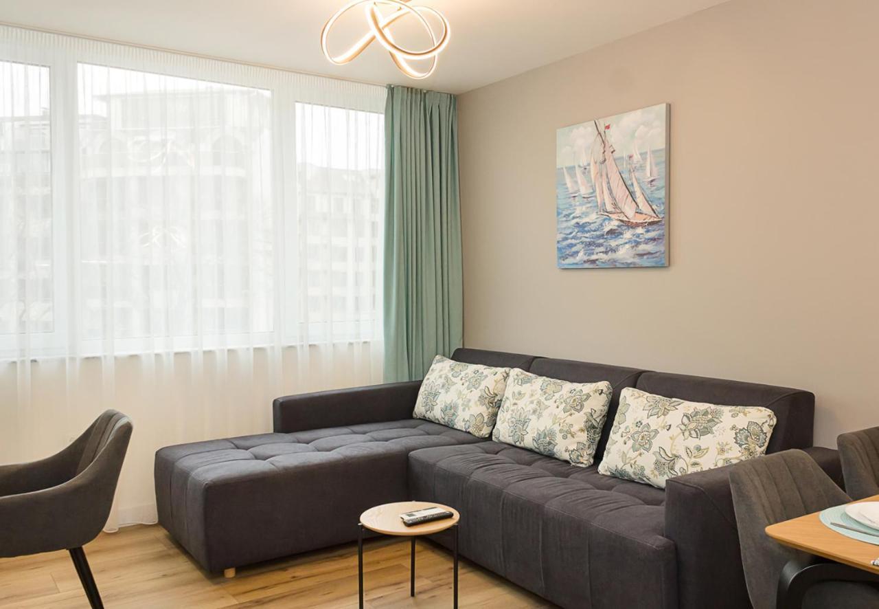 Modern Seaside Retreat 1Bd Apartments By Flat Mаnager Варна Екстериор снимка