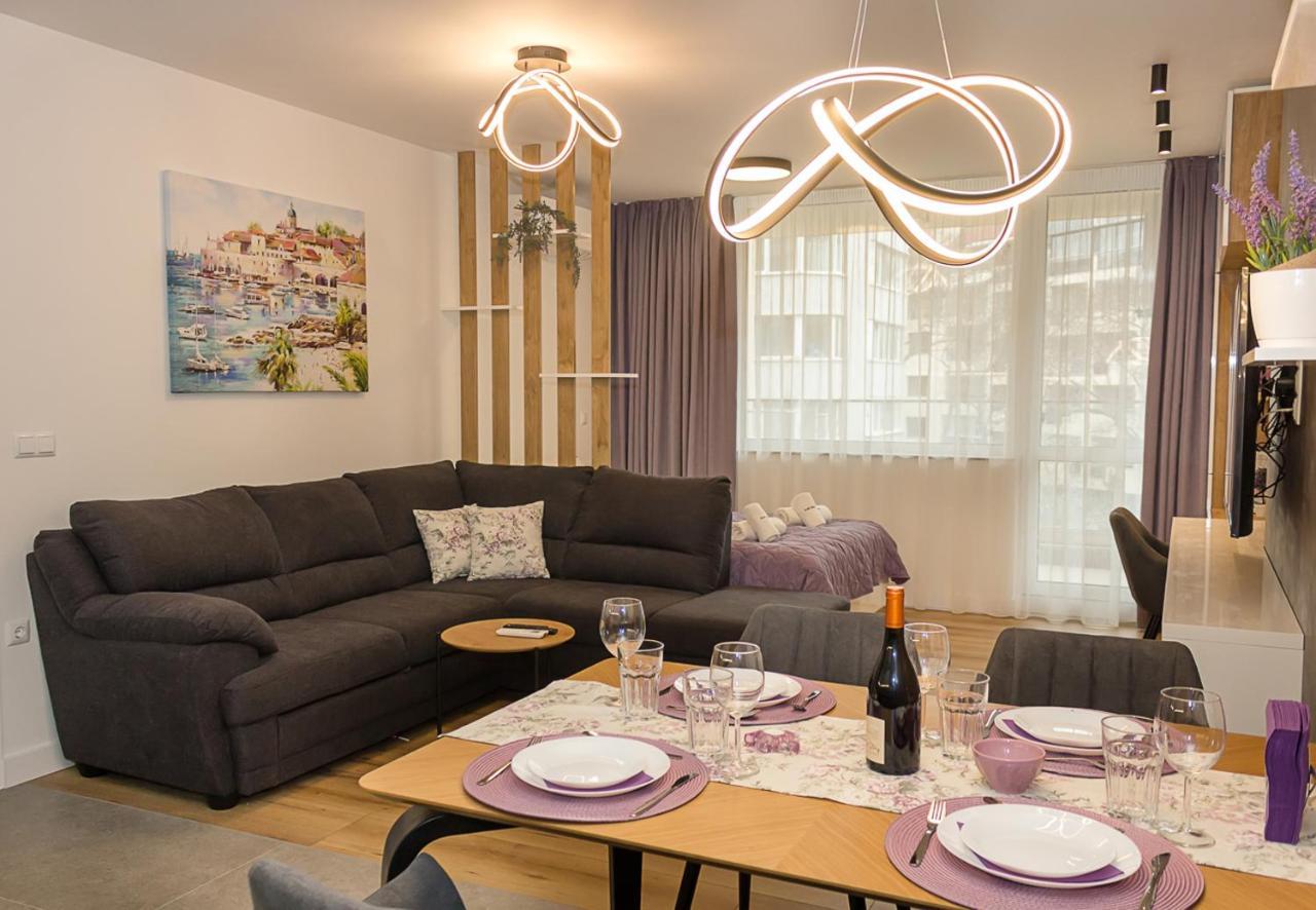 Modern Seaside Retreat 1Bd Apartments By Flat Mаnager Варна Екстериор снимка