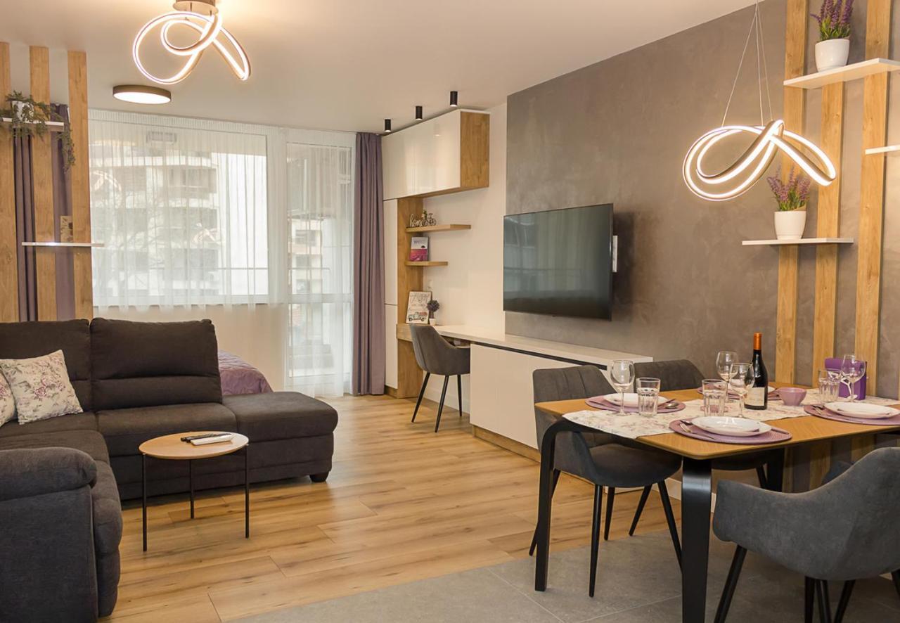 Modern Seaside Retreat 1Bd Apartments By Flat Mаnager Варна Екстериор снимка